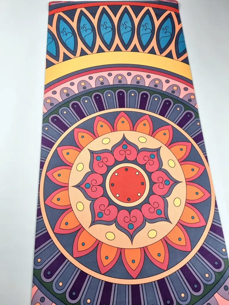 Yogamatte-Mandala-2-scaled.webp